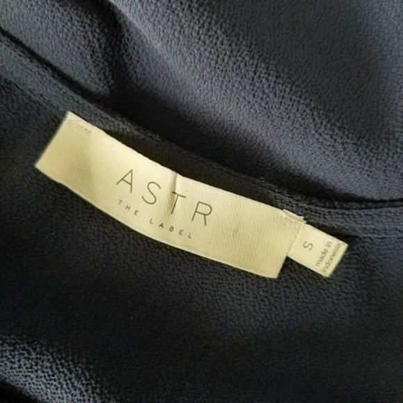 ASTR The Label Cold Shoulder Blouse Lace Trim Sz S - Picture 8 of 9